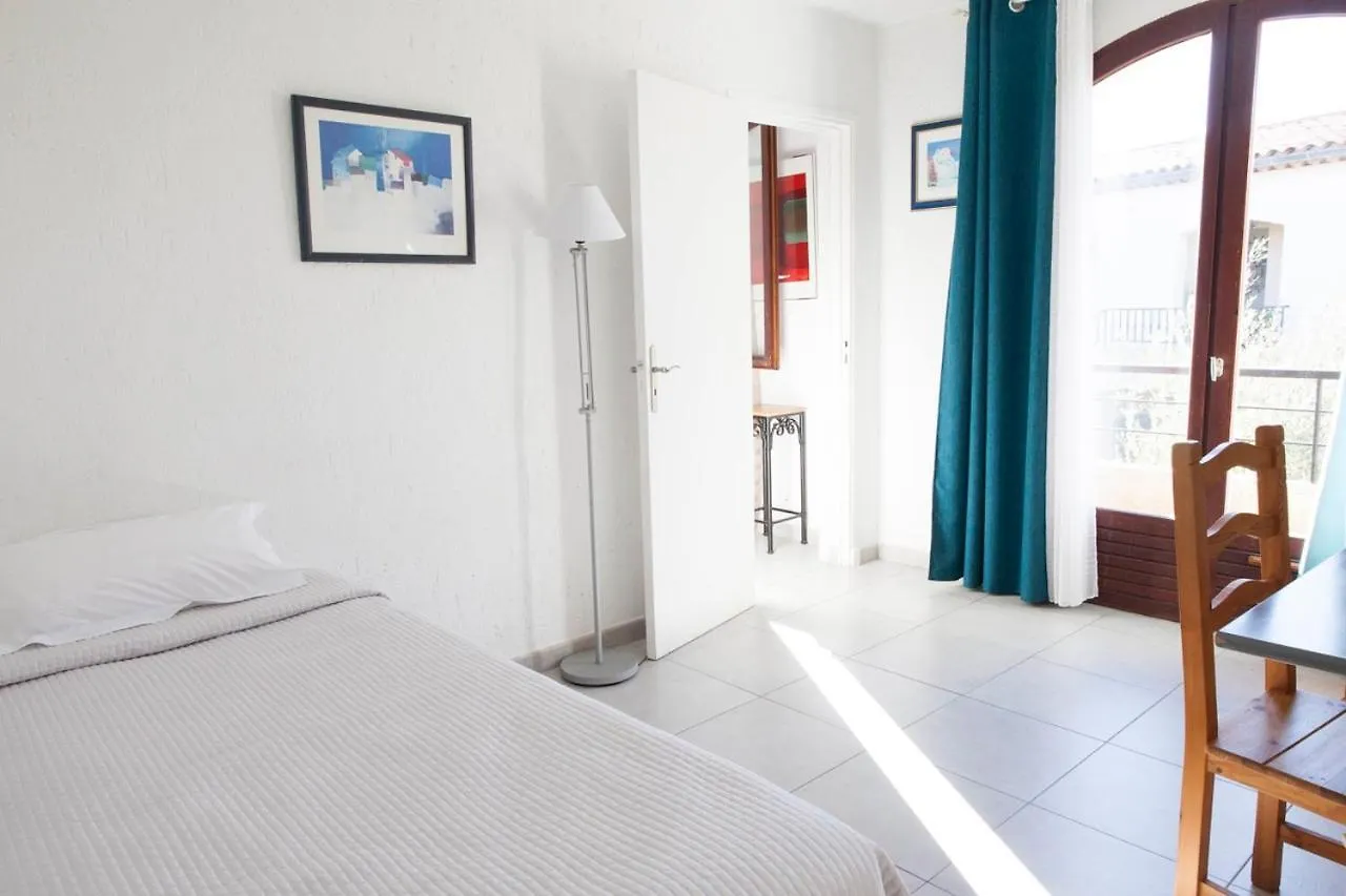 Motel Cap Sol Mandelieu-la-Napoule 3*,  France